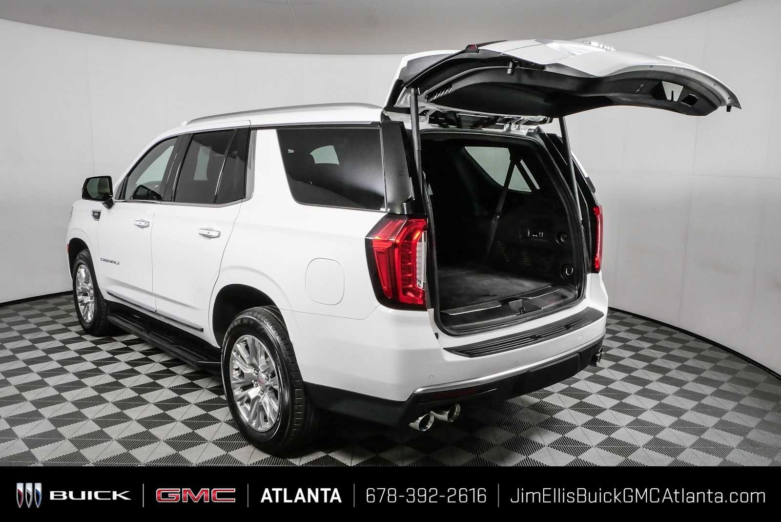 Certified 2023 GMC Yukon Denali AWD/4WD image 34