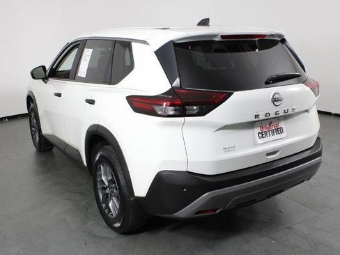 Certified 2023 Nissan Rogue S image 4