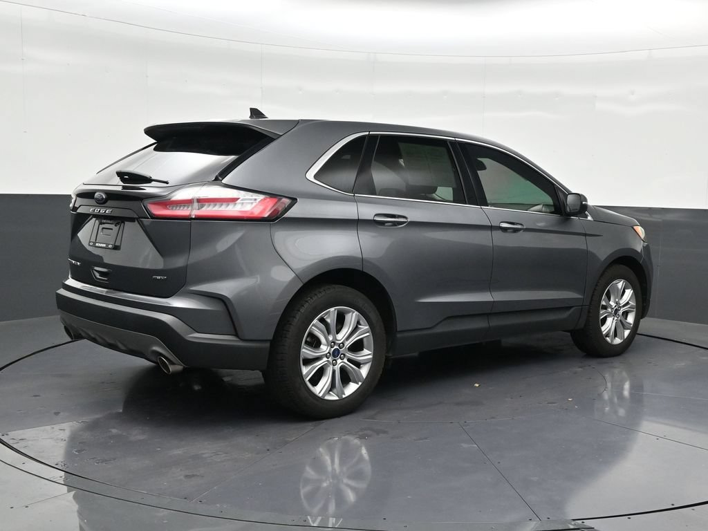 Used 2021 Ford Edge Titanium AWD/4WD image 5