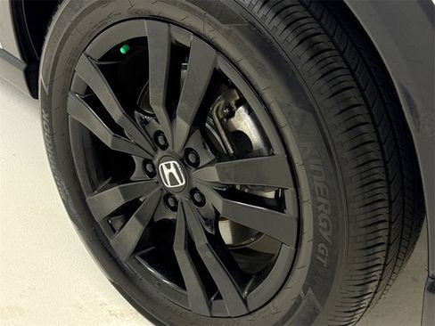 Certified 2026 Honda HR-V Sport image 12