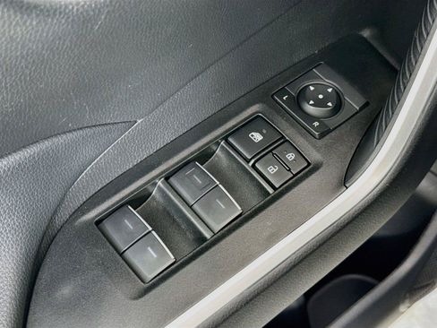 Certified 2025 Toyota RAV4 XLE FWD image 28