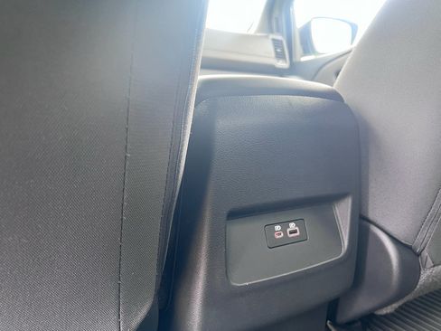 Used 2023 Nissan Frontier SV w/ Midnight Edition Package RWD image 16