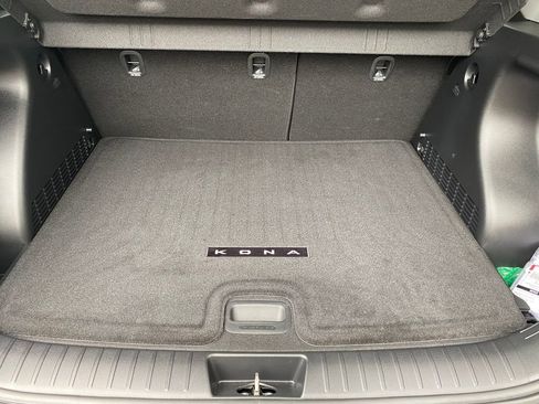 Certified 2025 Hyundai Kona SEL image 11