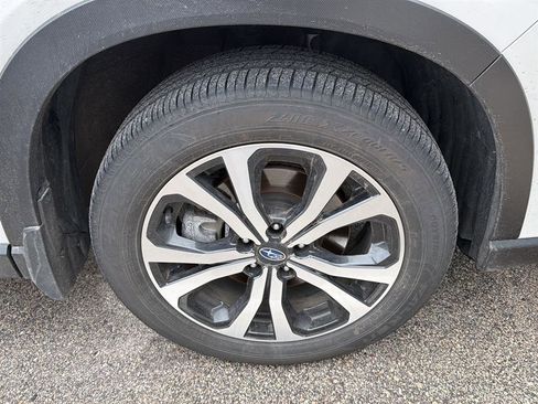 Used 2024 Subaru Forester Limited image 9