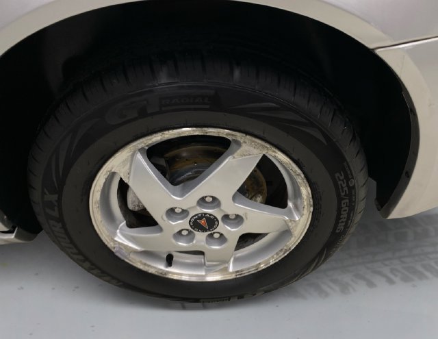 Used 2004 Pontiac Grand Prix GT2 w/ Leather Trim Pkg FWD image 18