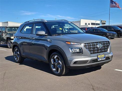 New 2026 Hyundai Venue SEL image 3