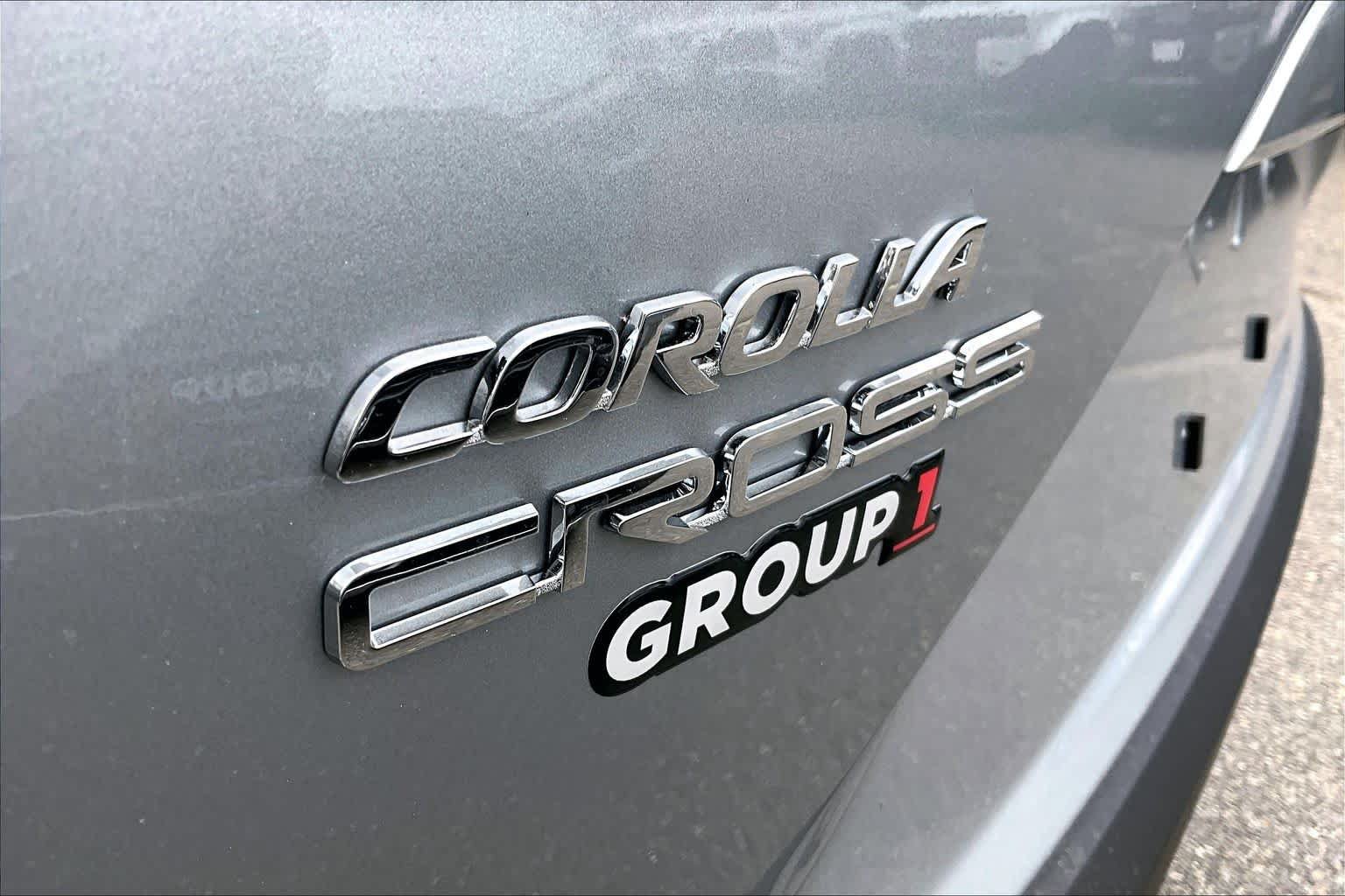 New 2026 Toyota Corolla Cross LE w/ Moonroof Package AWD/4WD image 15