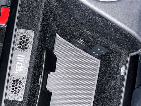 Used 2024 Porsche Taycan Turbo S image 39