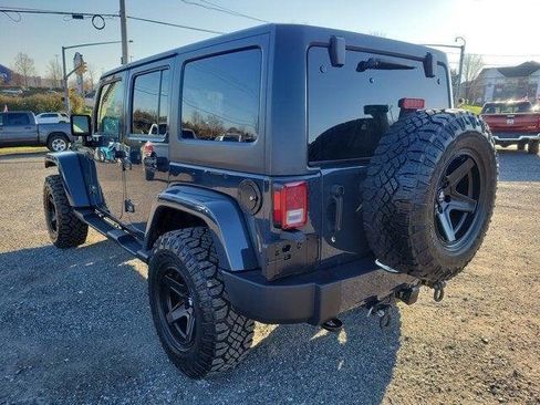 Certified 2016 Jeep Wrangler Unlimited Sahara w/ Dual Top Group image 4