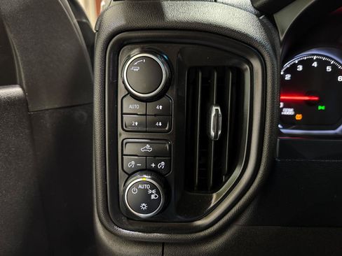 Used 2022 Chevrolet Silverado 2500 W/T w/ WT Convenience Package AWD/4WD image 22