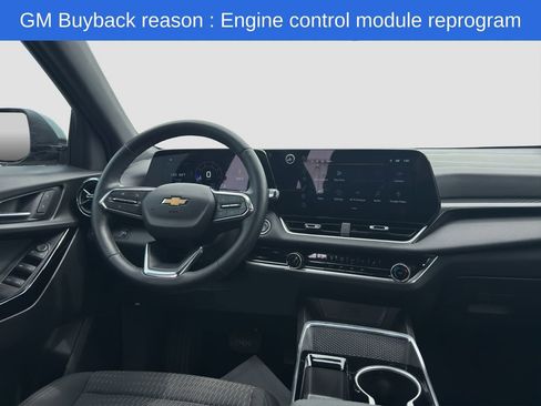 Used 2025 Chevrolet Equinox LT w/ Safety and Technology Package FWD image 14