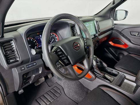 Used 2024 Nissan Frontier Pro-X w/ Technology Package image 8