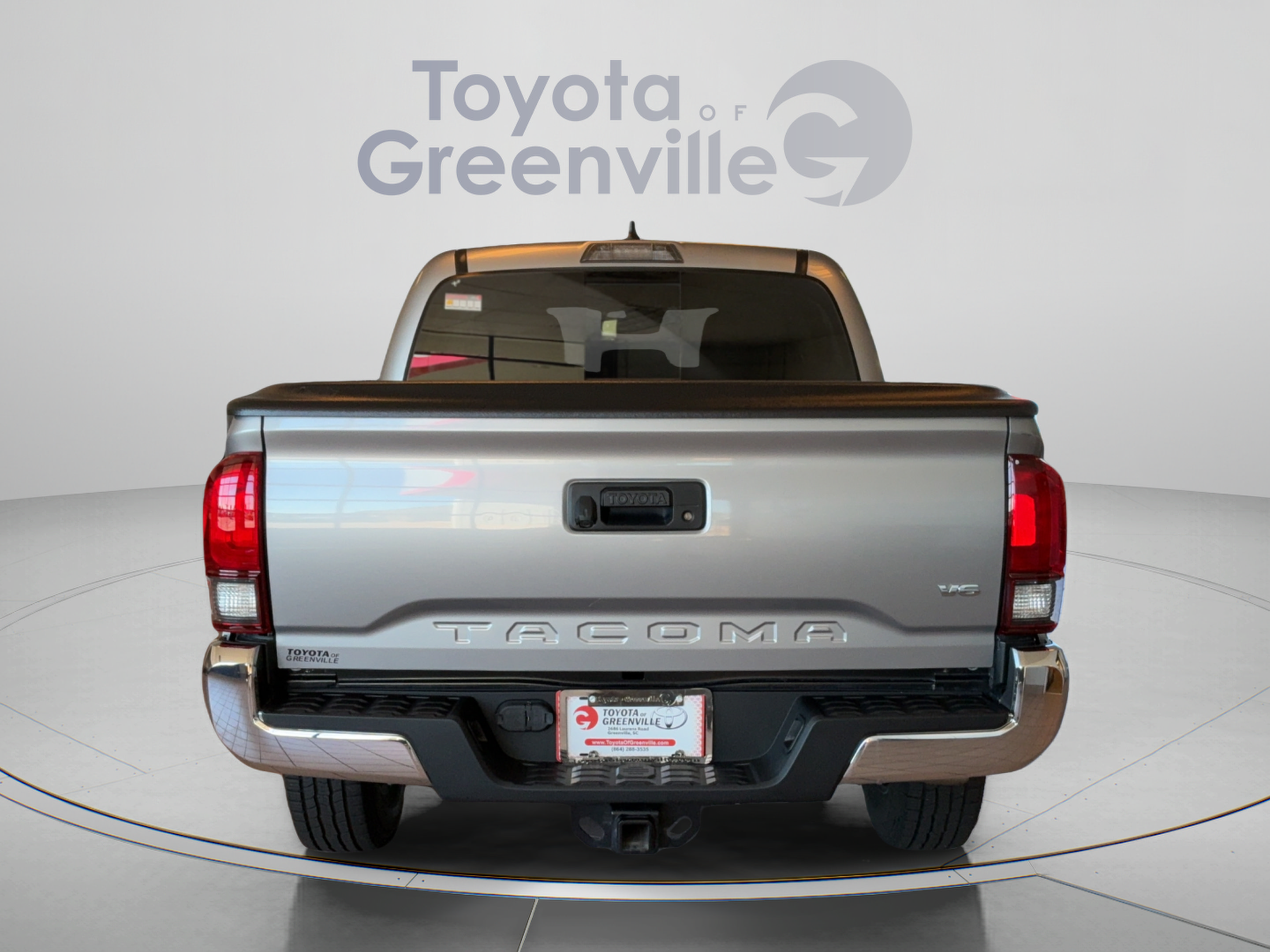 Used 2020 Toyota Tacoma SR5 RWD image 5