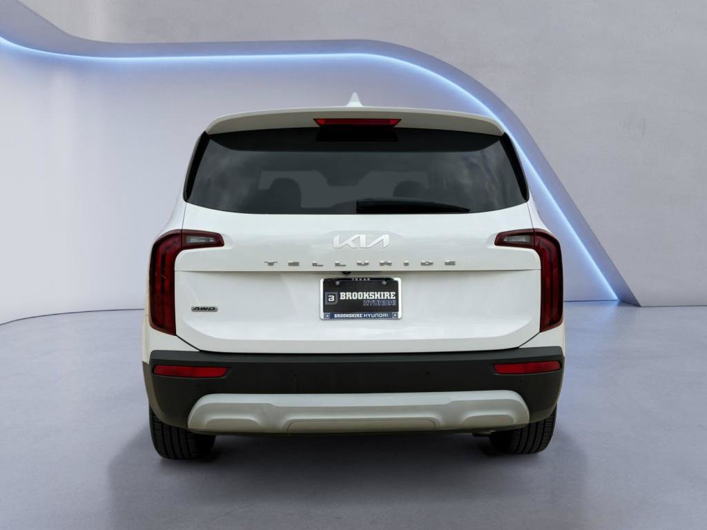 Used 2022 Kia Telluride LX AWD/4WD image 6