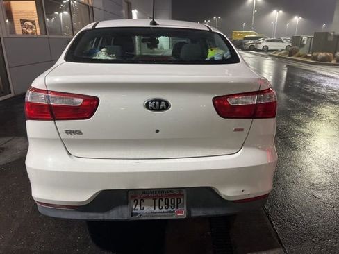 Used 2017 Kia Rio LX image 3