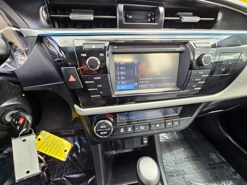 Used 2016 Toyota Corolla LE FWD image 20