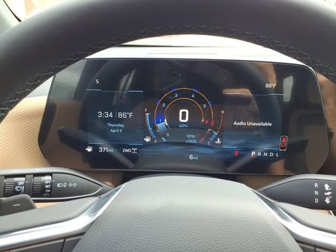 New 2026 Chevrolet Equinox ACTIV AWD/4WD image 17