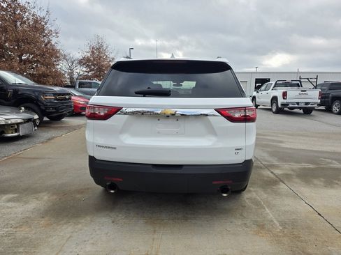 Used 2019 Chevrolet Traverse LT image 6