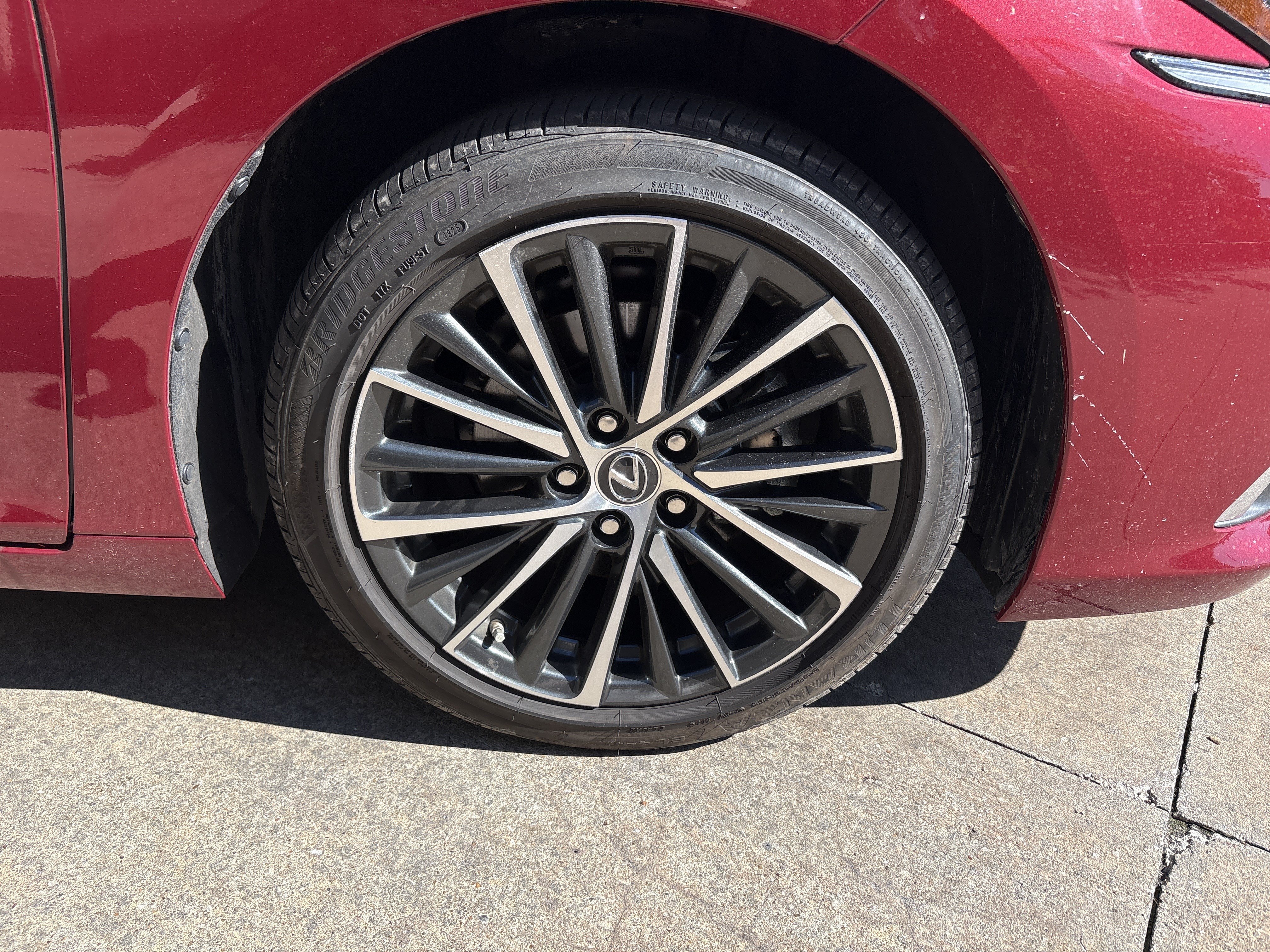 Used 2025 Lexus ES 350 w/ Premium Package FWD image 13