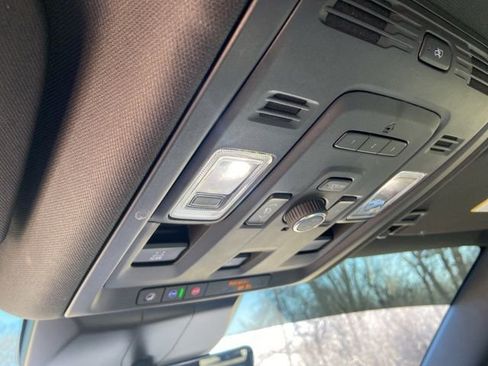 Used 2021 Cadillac Escalade Sport w/ Driver Assist Tech Package image 9