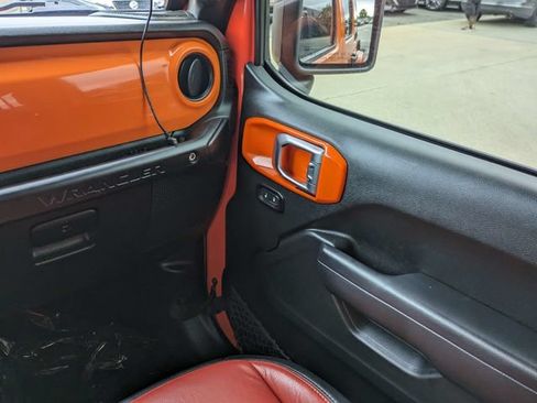 Used 2018 Jeep Wrangler Unlimited Sport S AWD/4WD image 18