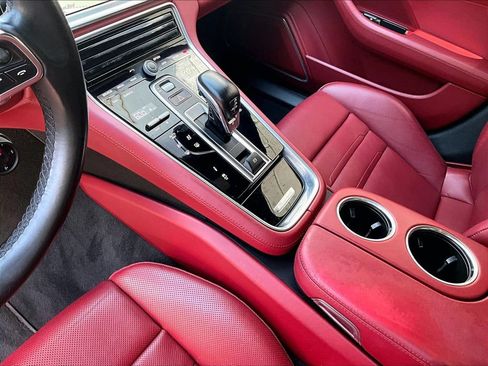 Used 2019 Porsche Panamera GTS AWD/4WD image 20