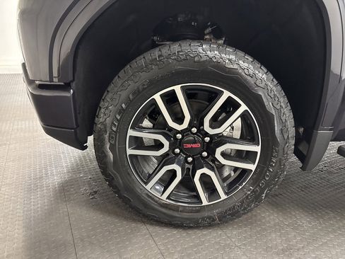 New 2026 GMC Sierra 1500 AT4 w/ AT4 Premium Package image 11