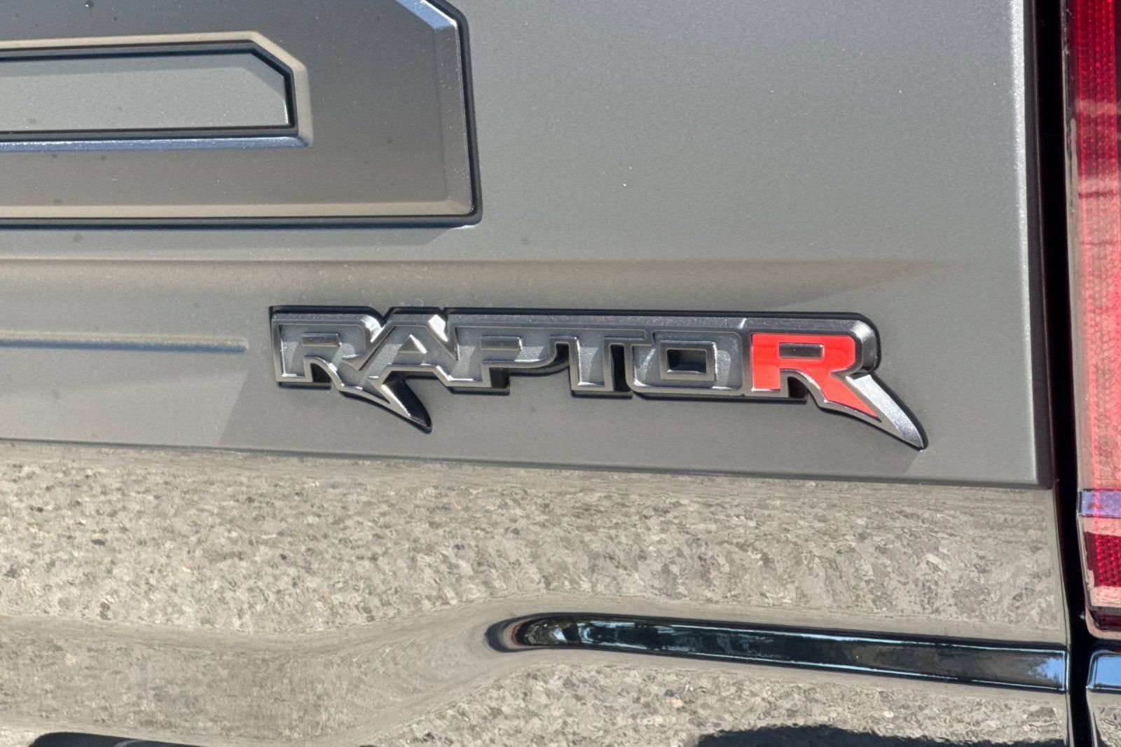 Used 2023 Ford F150 Raptor w/ Equipment Group 802A Raptor R AWD/4WD image 27