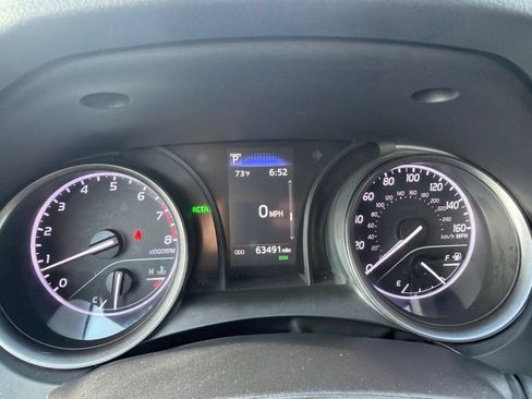 Used 2021 Toyota Camry SE FWD image 26