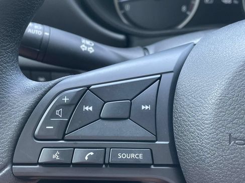 Used 2025 Nissan Versa S w/ Trunk Package FWD image 21