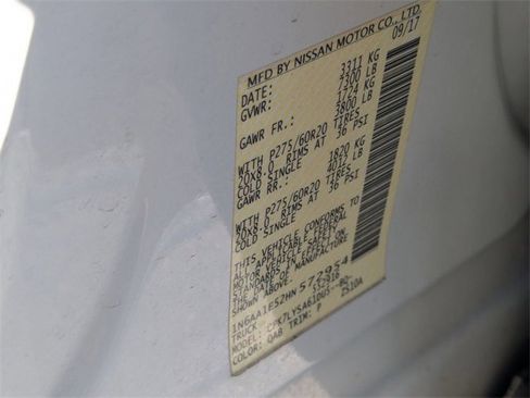 Used 2017 Nissan Titan Platinum Reserve image 11