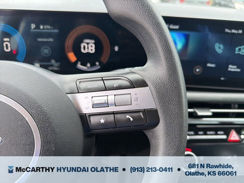 Used 2025 Hyundai Tucson SEL FWD image 26
