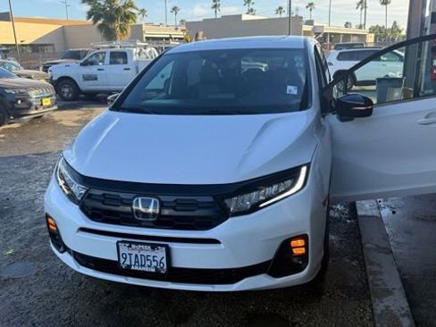 Used 2025 Honda Odyssey Sport-L image 1