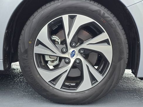Used 2025 Subaru Legacy Premium image 9