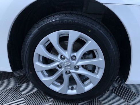 Used 2019 Nissan Sentra SV image 16