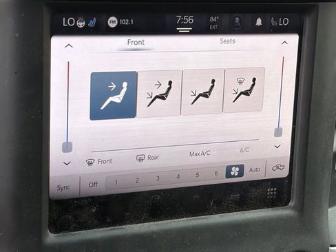Used 2022 RAM 1500 Laramie AWD/4WD image 21