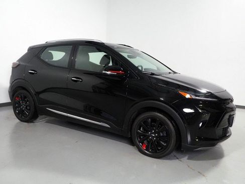 Used 2023 Chevrolet Bolt EUV Premier w/ Sun & Sound Package image 1