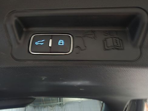 Used 2024 Ford Explorer XLT w/ Class IV Trailer Tow Package image 16