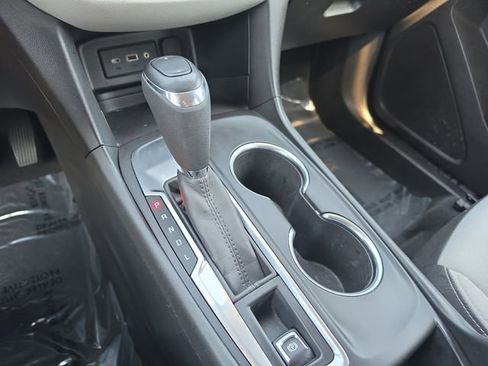 Used 2019 Chevrolet Equinox LT FWD image 28