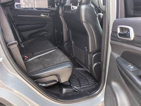 Used 2020 Jeep Grand Cherokee Altitude AWD/4WD image 6