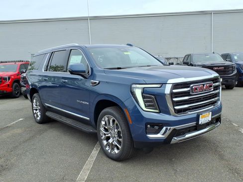 New 2026 GMC Yukon XL Elevation w/ Elevation Premium Package AWD/4WD image 1