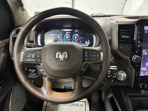 Used 2026 RAM 1500 Limited AWD/4WD image 18