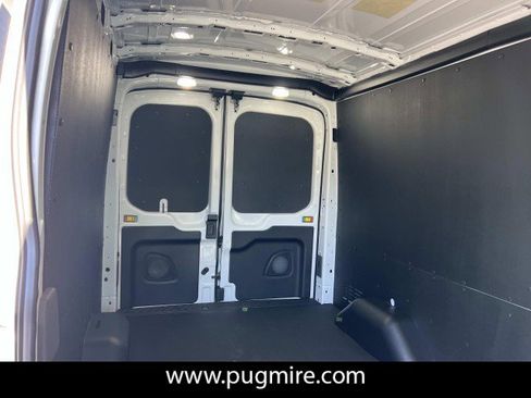 New 2026 Ford Transit 250 148 Medium Roof w/ Load Area Protection Package image 17
