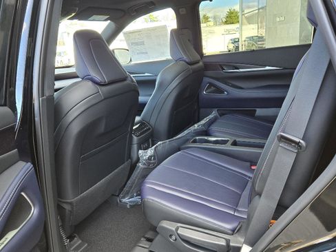 New 2026 INFINITI QX60 Sport w/ Dark Cargo Package image 21