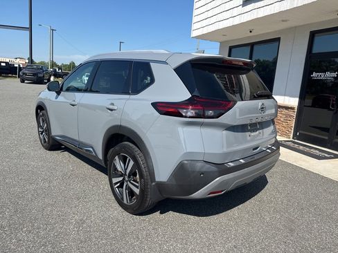 Used 2021 Nissan Rogue SL FWD image 6
