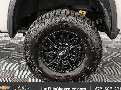 New 2026 Chevrolet Silverado 2500 ZR2 AWD/4WD image 36