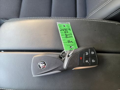 Used 2022 Buick Envision Preferred image 28