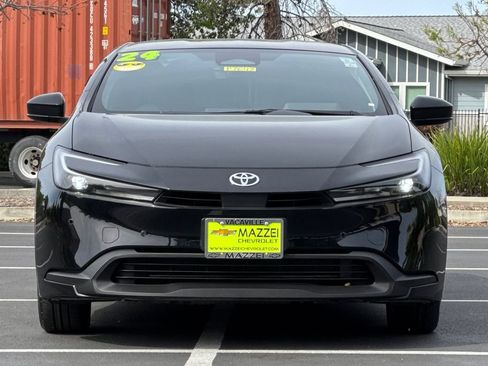 Used 2024 Toyota Prius LE image 7
