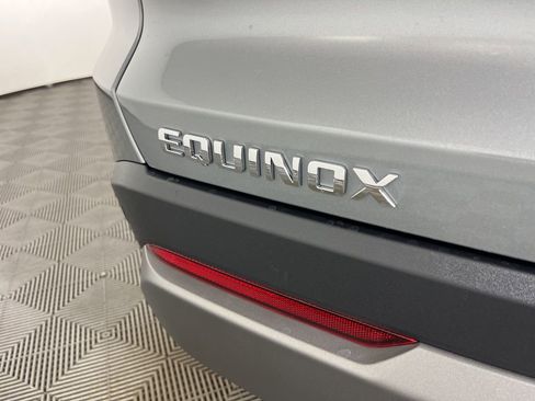 New 2026 Chevrolet Equinox LT FWD image 18