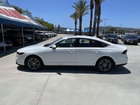 Certified 2023 Honda Accord EX image 29